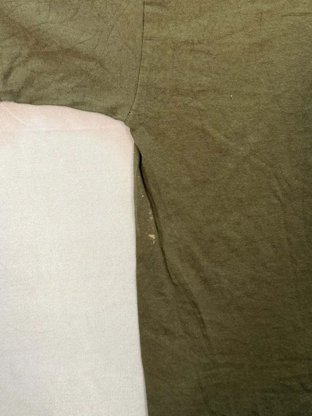 Guinness Official Merchandise Olive Green Bottle Cap Graphic T-Shirt